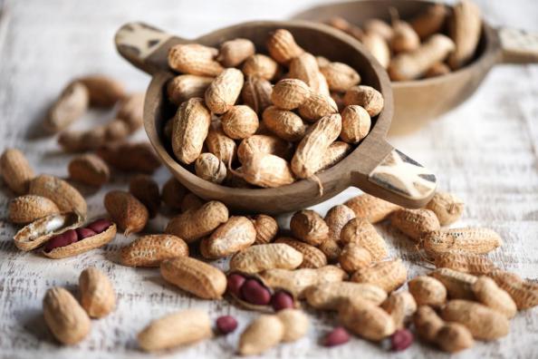 are raw peanuts good for you?