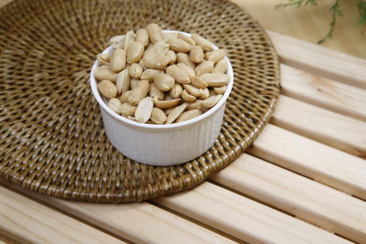 Top quality peanuts Buying Guide + Great Price