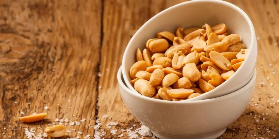 Buy the best types of roasted salt peanuts at a cheap price