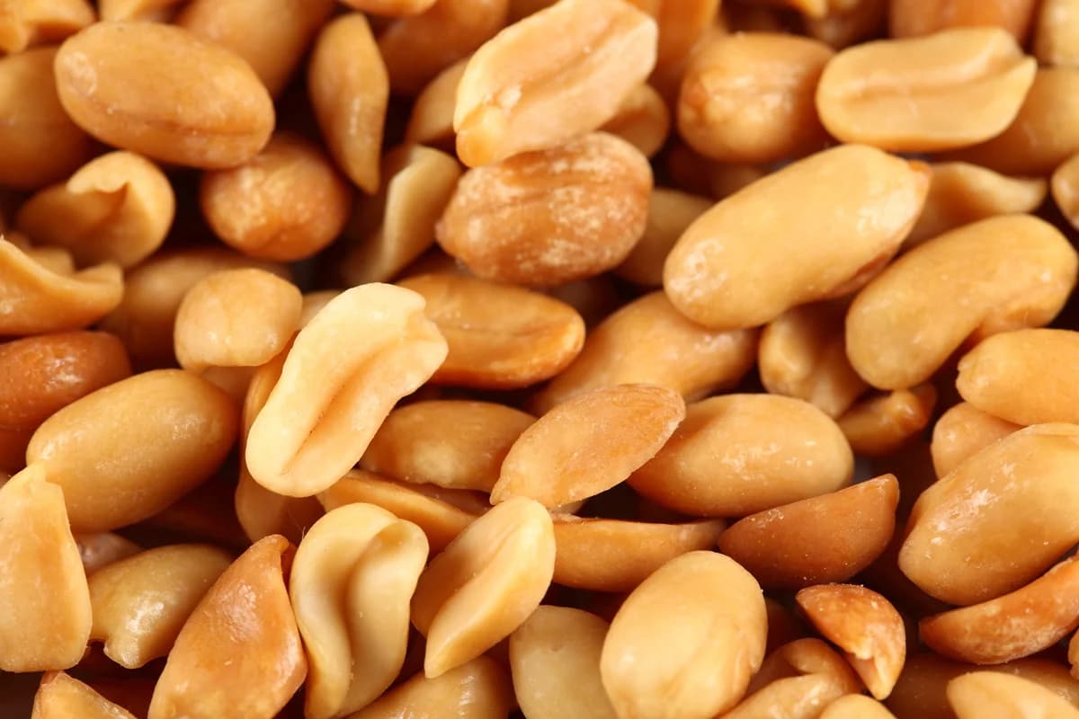  Tong Garden Salted Peanuts; Contains Sodium Potassium Carbohydrate Fiber Protein 