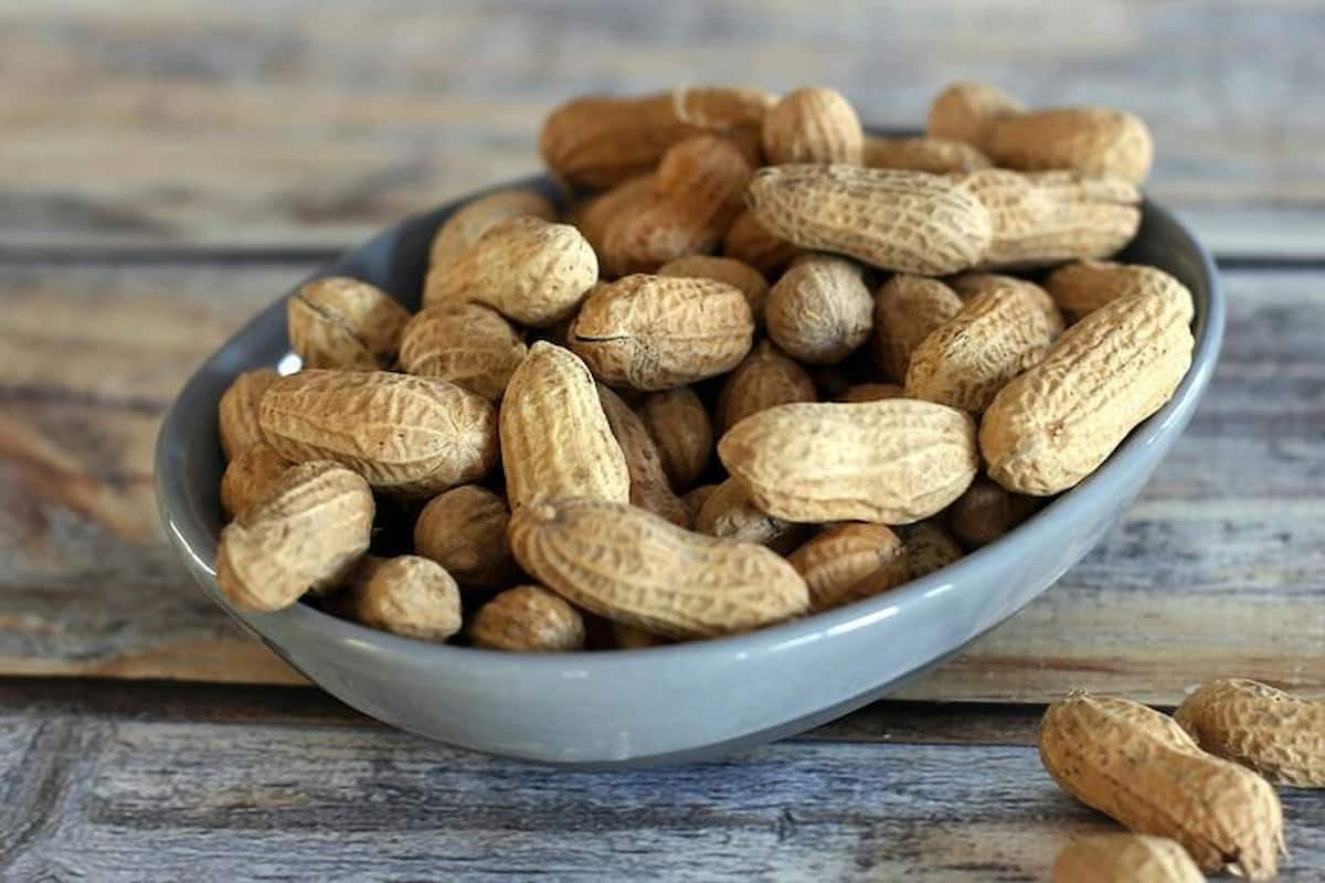  Raw Peanut in Delhi (Goober) Contain Niacin Folate Increase Body Resistance 